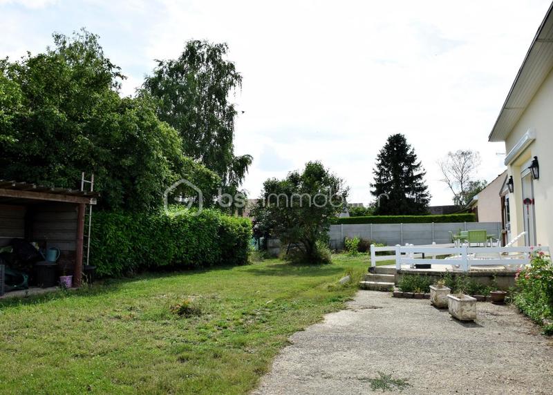 Pavillon - 130 m² - 6 pièces