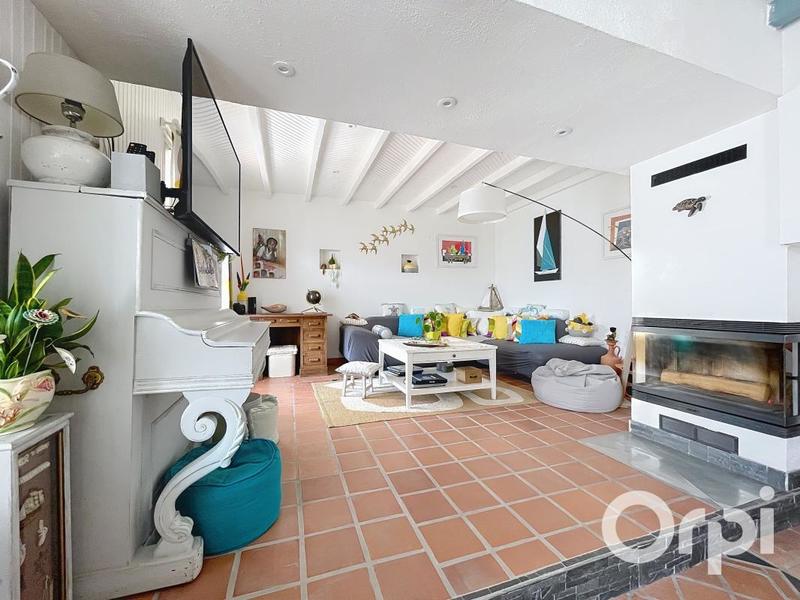 Maison - 161 m² - 5 pièces