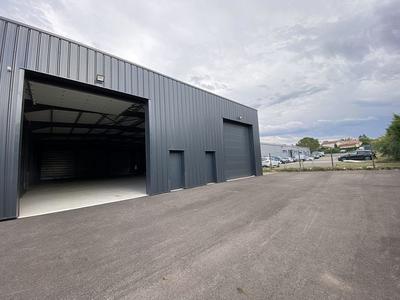 Bureau - 225 m² - 1 pièce