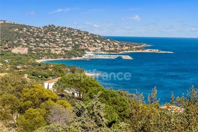 Maison d'architecte - 192 m² - 8 pièces