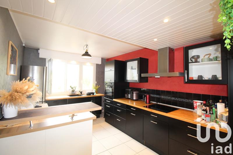 Appartement - 85 m² - 5 pièces