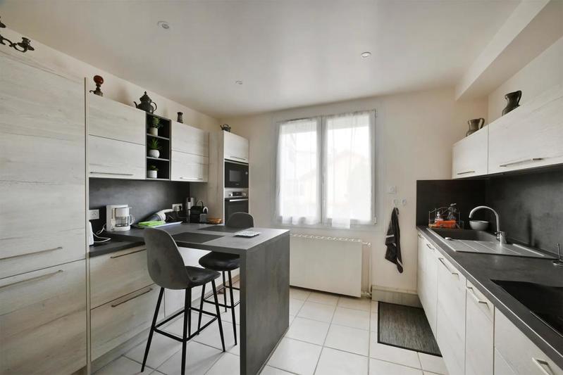 Maison - 136 m² - 5 pièces