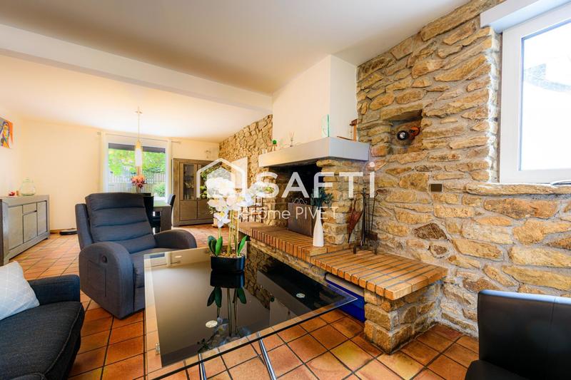 Maison - 180 m² - 7 pièces