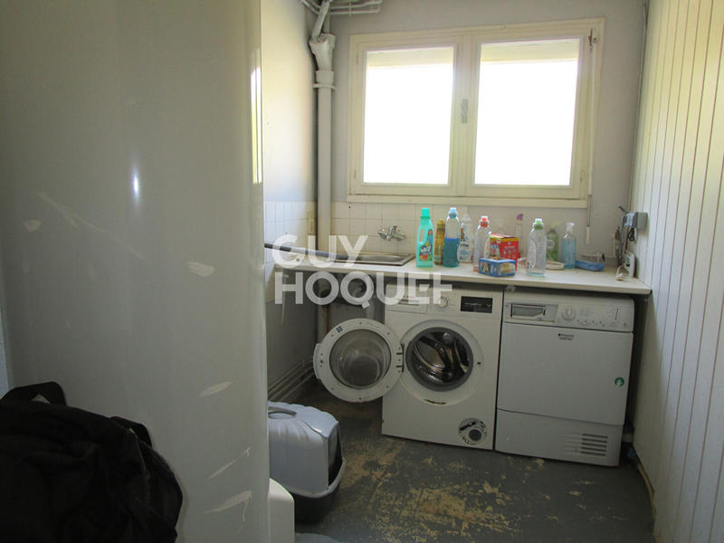 Maison - 207 m² - 7 pièces