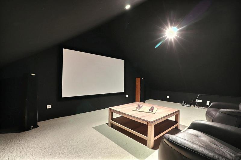 Maison - 194 m² - 7 pièces