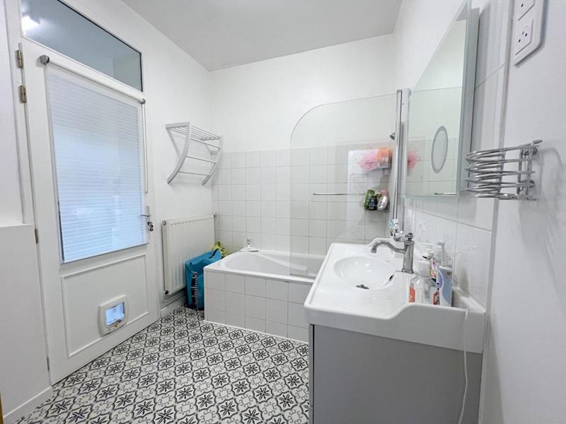 Maison - 159 m² - 8 pièces