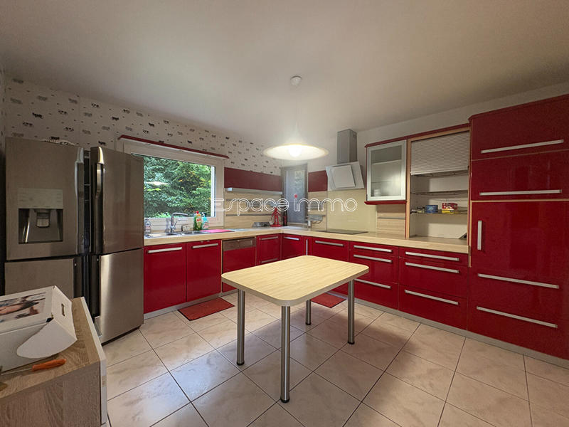 Maison - 184 m² - 5 pièces