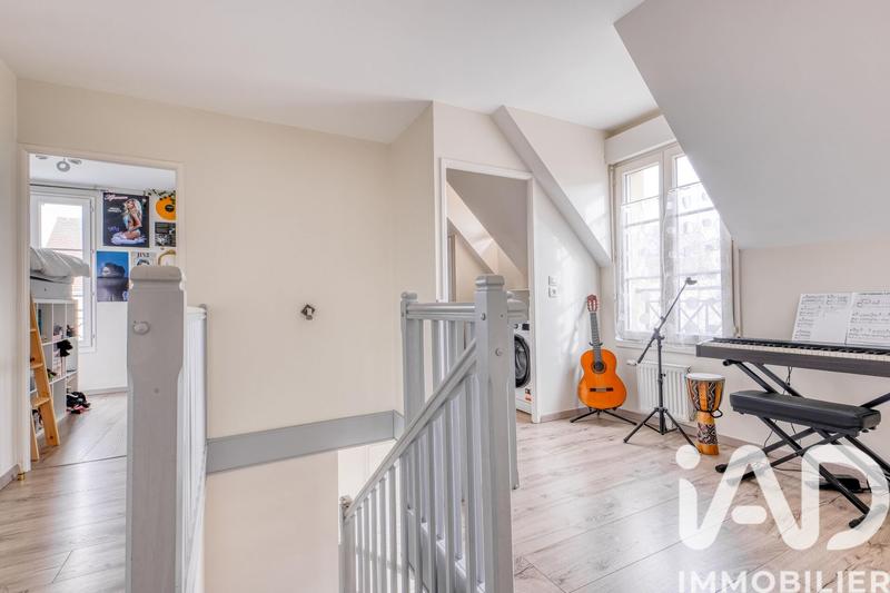 Maison - 138 m² - 6 pièces