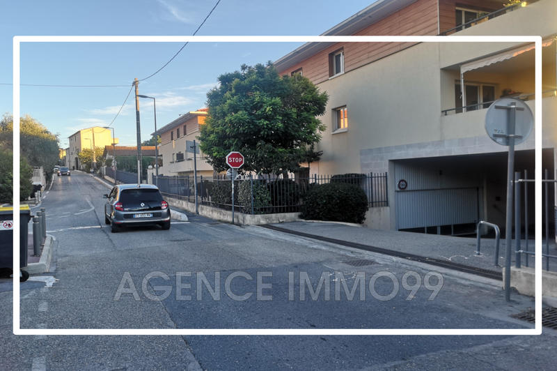 Parking / Garage - 13 m²