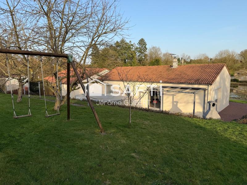 Maison - 94 m² - 5 pièces
