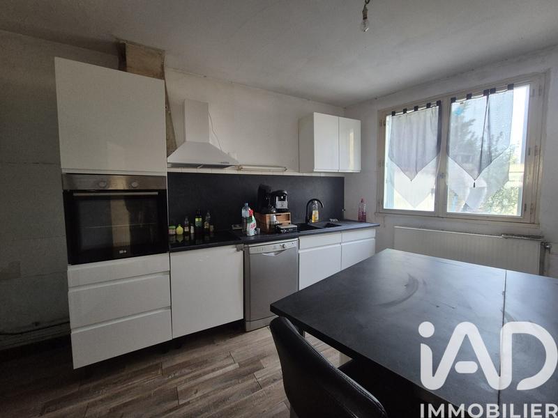 Maison - 97 m² - 4 pièces