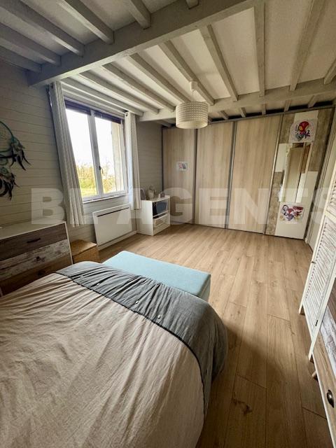 Maison - 205 m² - 6 pièces