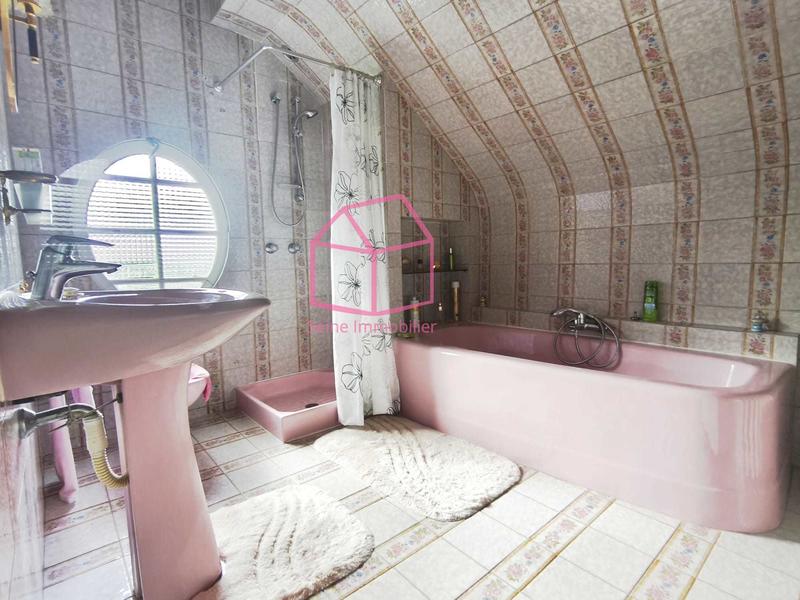 Maison - 80 m² - 4 pièces