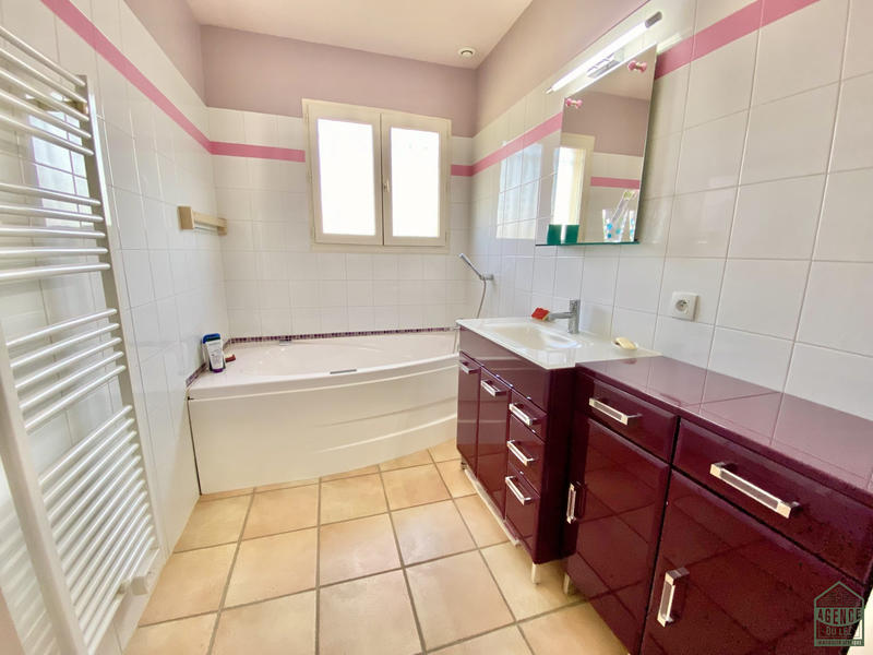 Villa - 120 m² - 4 pièces