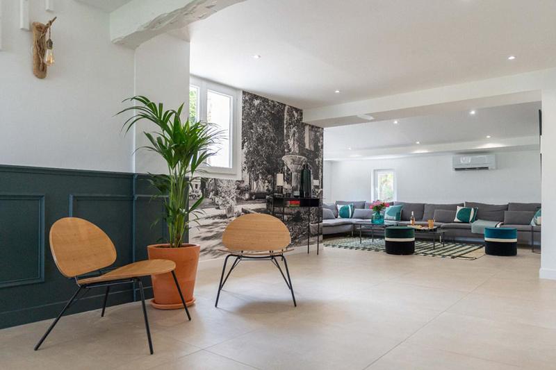 Villa - 210 m² - 8 pièces