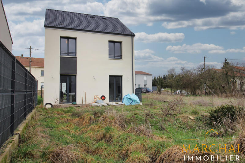 Maison - 98 m² - 5 pièces