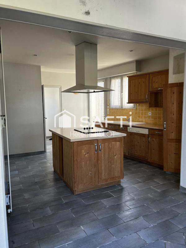 Maison - 145 m² - 6 pièces