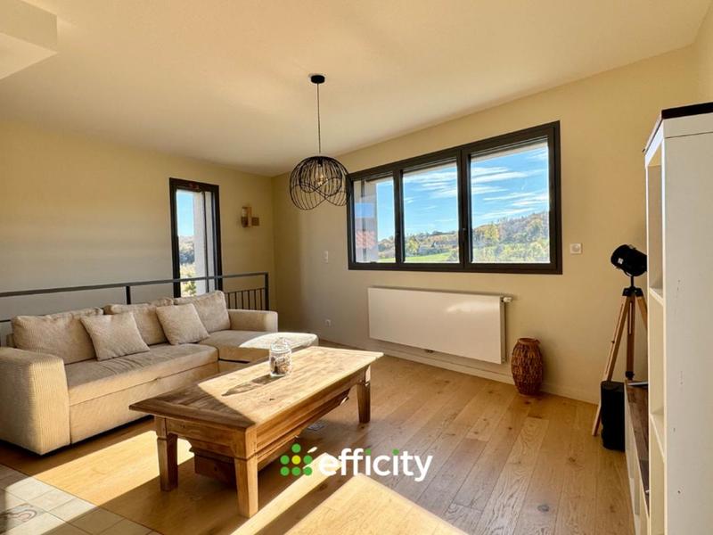 Maison - 143 m² - 5 pièces