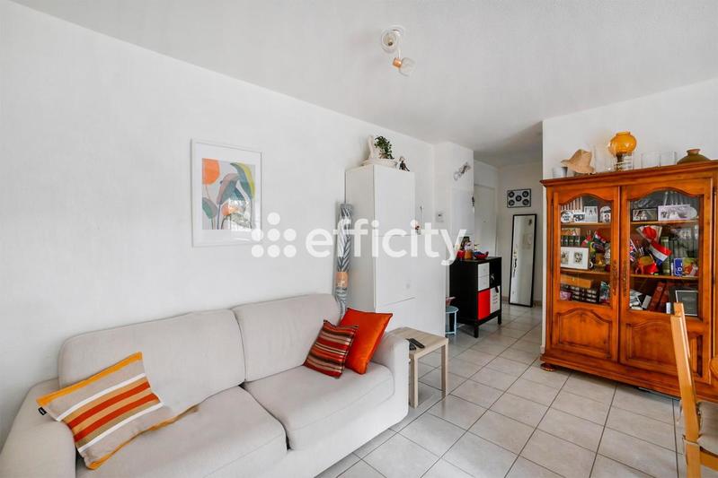 Appartement ancien - 47 m² - 2 pièces