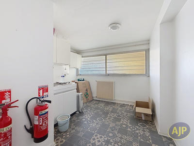 Bureau - 135 m² - 4 pièces