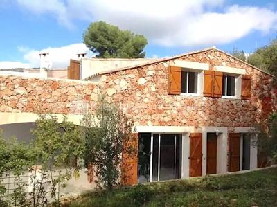 Villa - 100 m² - 3 pièces