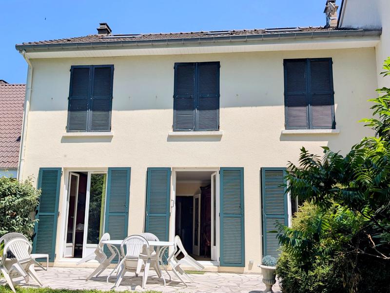 Maison - 146 m² - 7 pièces