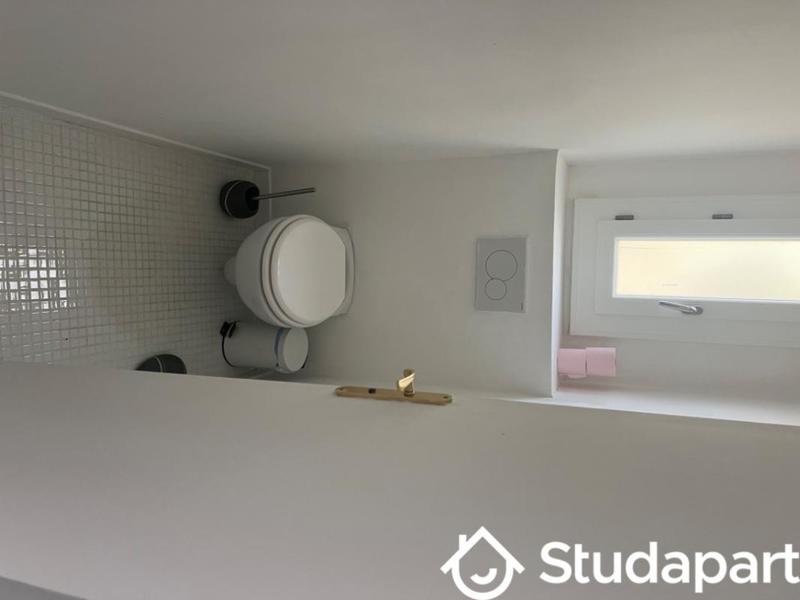 Chambre - 9 m² - 1 pièce