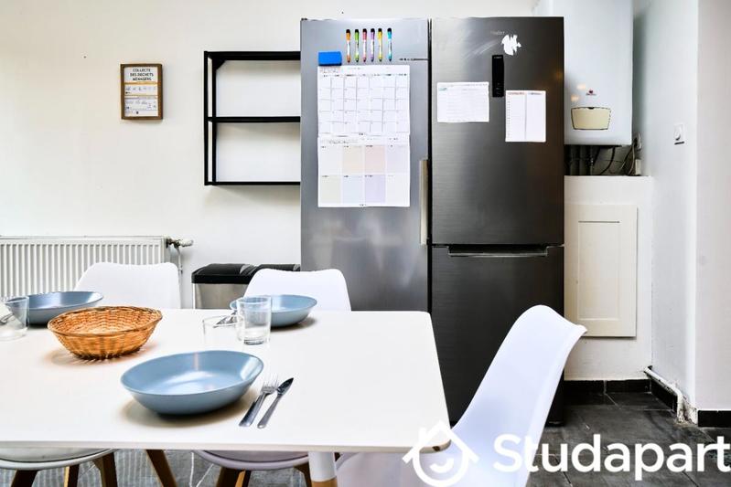 Chambre - 12 m² - 1 pièce