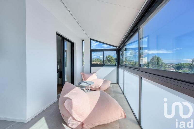 Duplex - 178 m² - 5 pièces