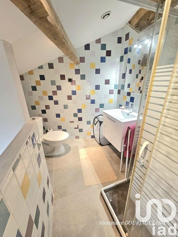 Maison - 92 m² - 5 pièces