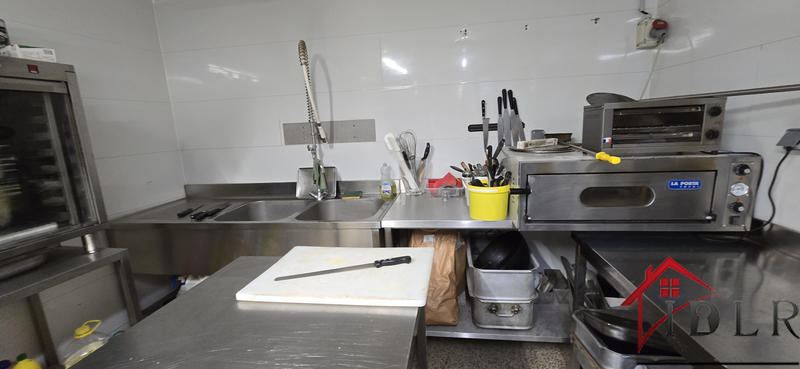 Fonds de commerce - Magasins - 200 m²