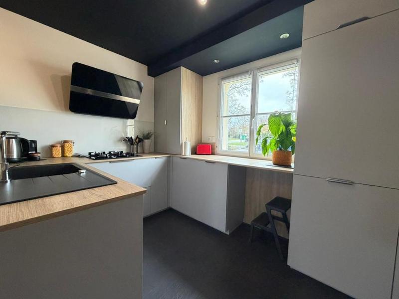 Maison - 94 m² - 5 pièces