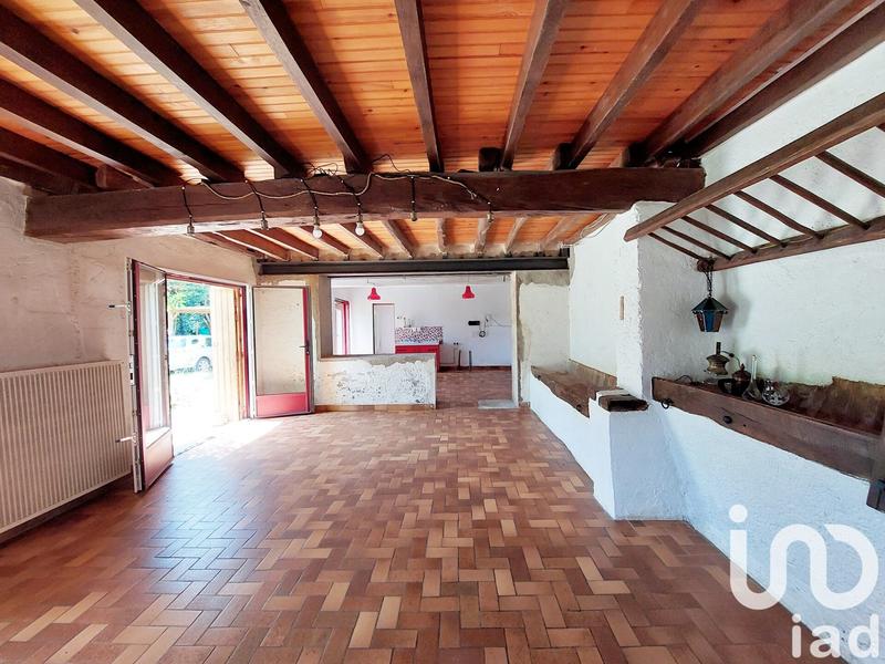 Maison - 236 m² - 8 pièces