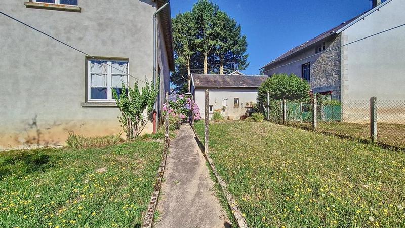 Maison de village - 127 m² - 7 pièces