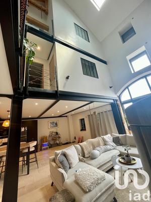 Maison - 226 m² - 5 pièces