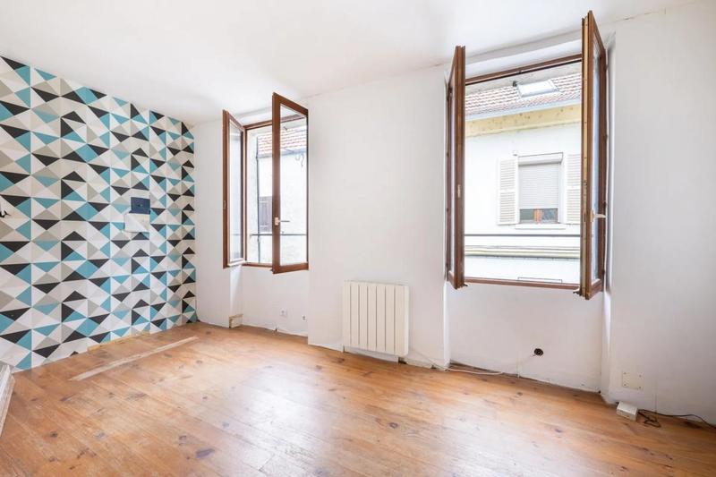 Maison - 88 m² - 6 pièces