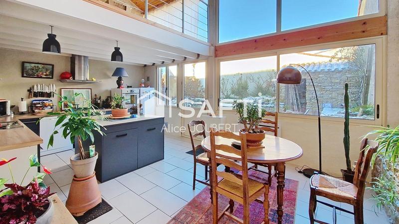 Maison - 167 m² - 6 pièces