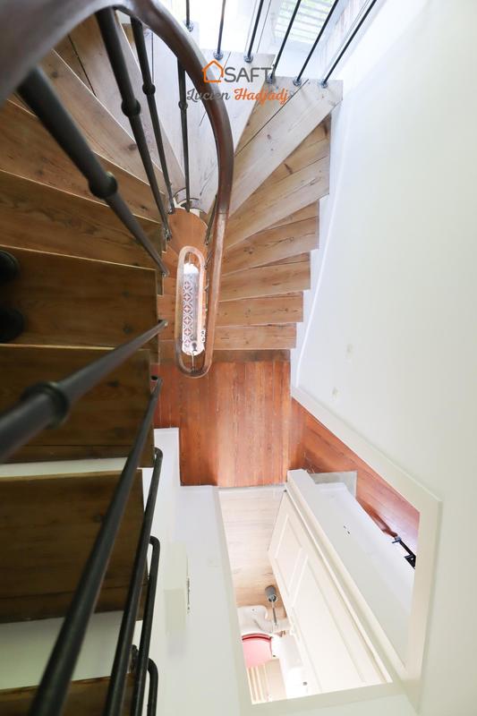 Maison - 163 m² - 6 pièces