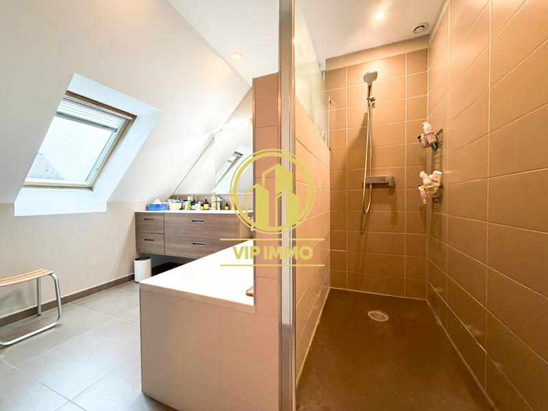 Maison - 108 m² - 6 pièces