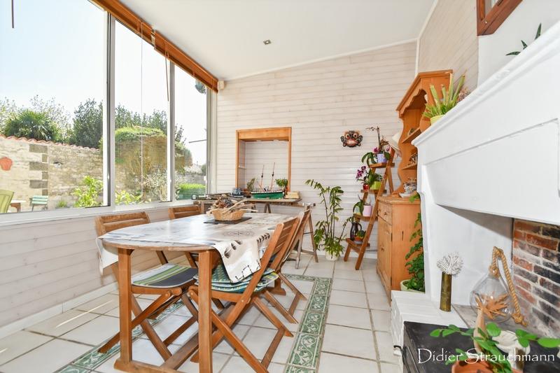 Maison - 206 m² - 7 pièces
