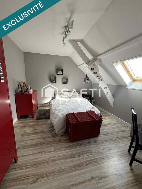 Maison - 200 m² - 8 pièces