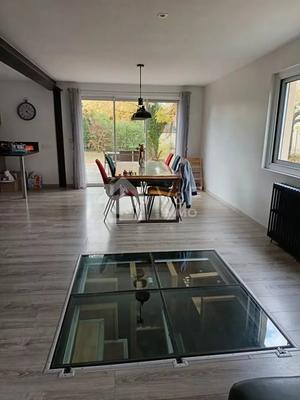 Maison - 144 m² - 5 pièces