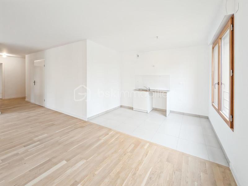 Appartement - 85 m² - 4 pièces