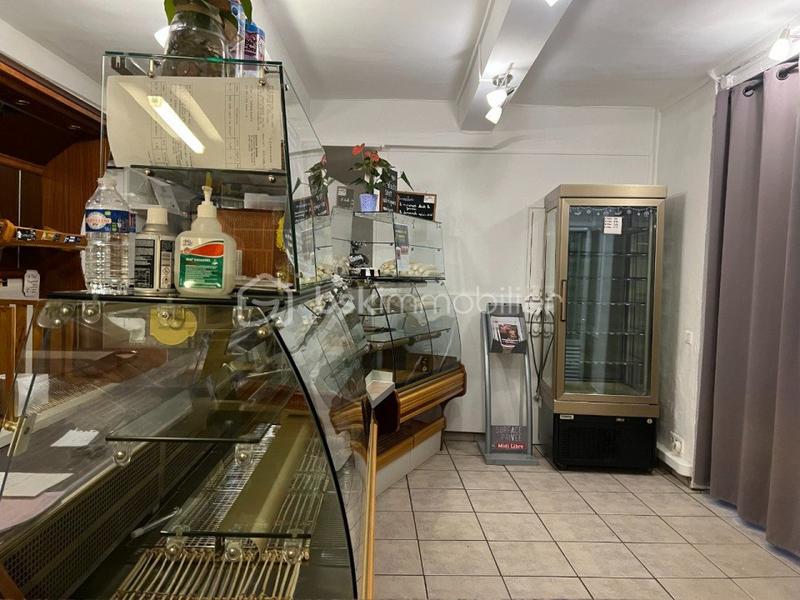 Immeuble - 176 m² - 7 pièces