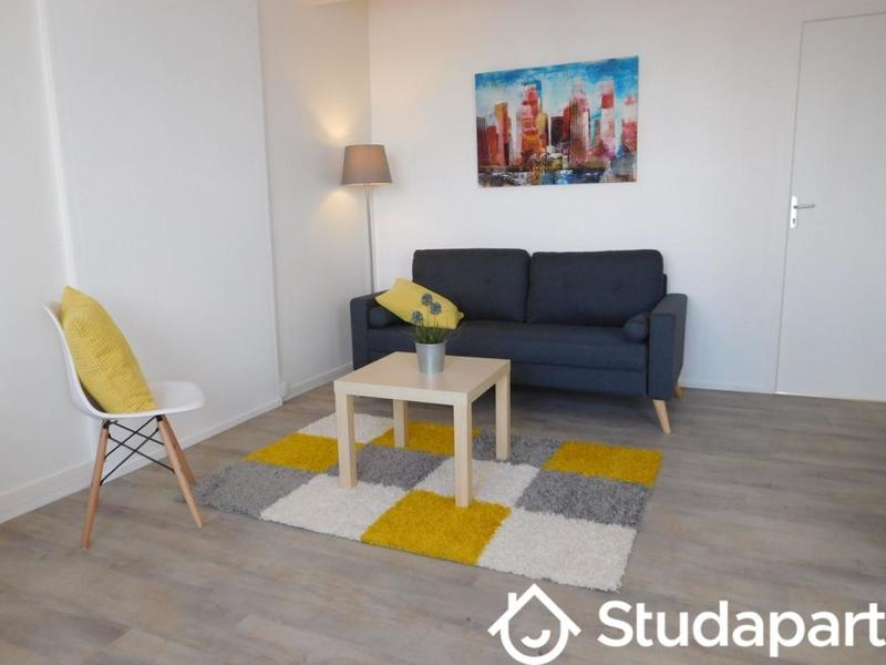 Chambre - 12 m² - 1 pièce