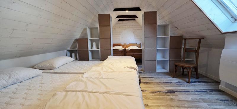 Maison - 200 m² - 9 pièces