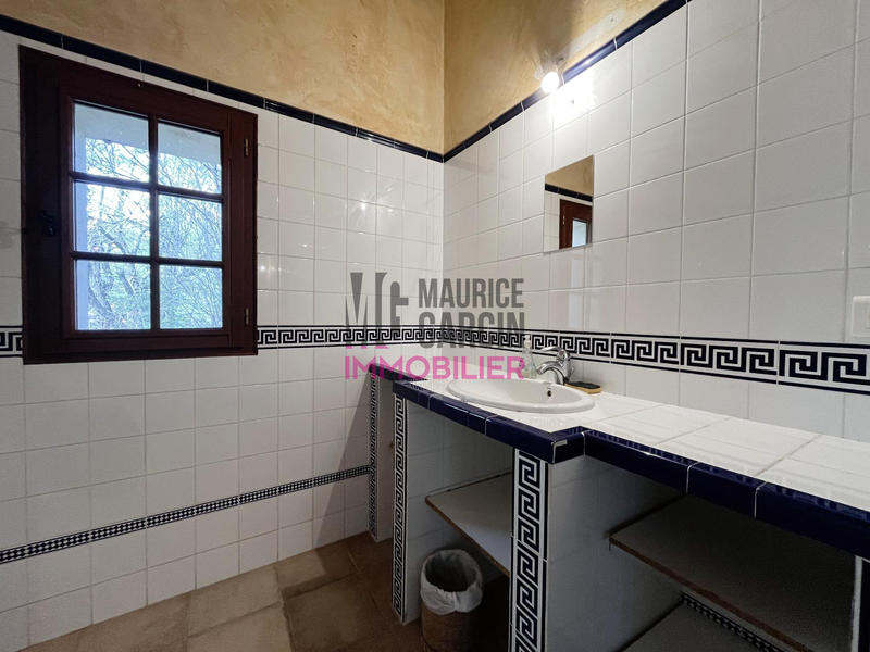 Maison - 269 m² - 6 pièces