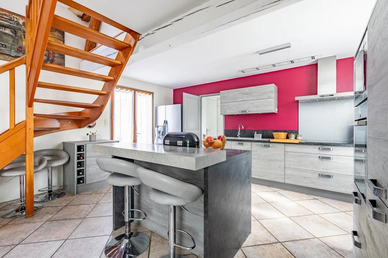 Maison - 145 m² - 5 pièces
