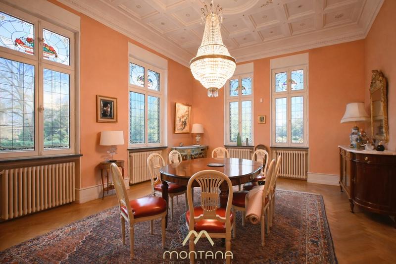 Château - 258 m² - 8 pièces