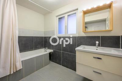 Maison - 190 m² - 6 pièces